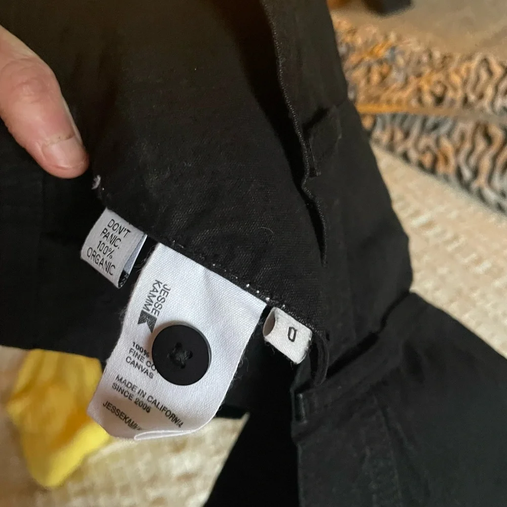 SOLD-Jesse Kamm Ranger Shorts Size 0 Black, EUC - Picture 6 of 15